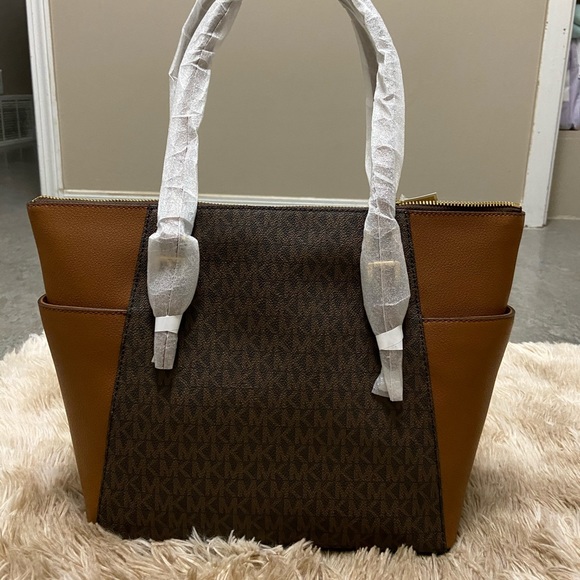 MK Tote Bag - Picture 2 of 2